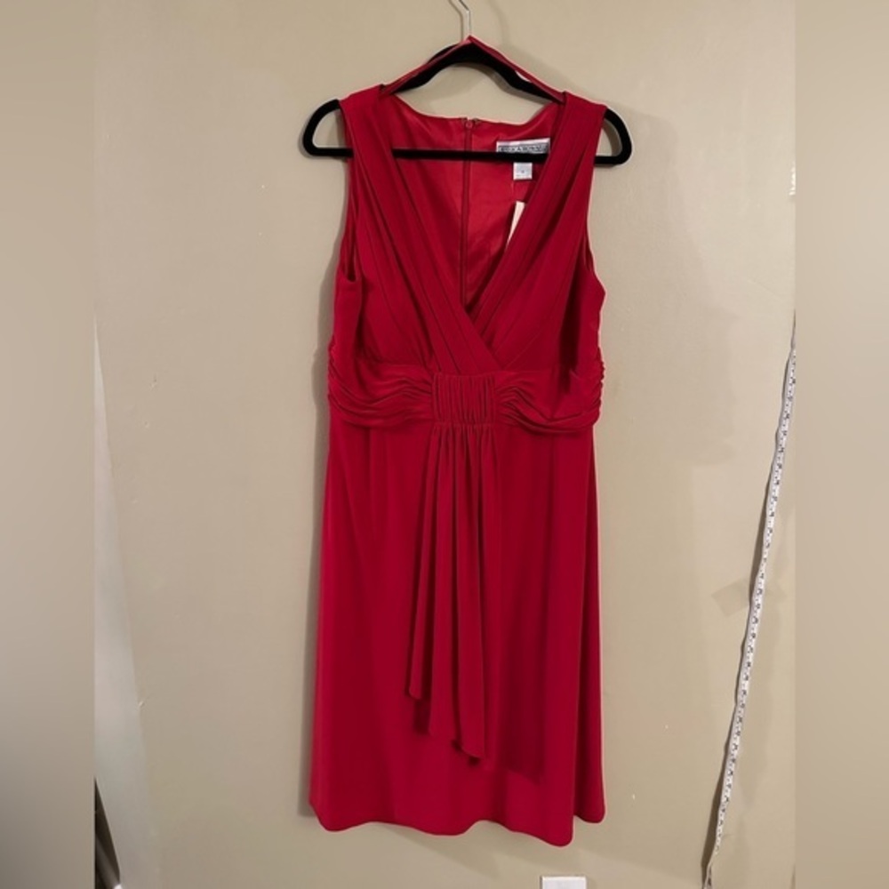 Jessica Howard Women Sleeveless Dress with Ruched Details Burgundy Size 16